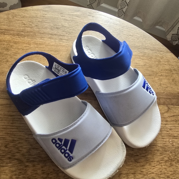 Adidas Kids Blue and Gray Sandals - Picture 2 of 5